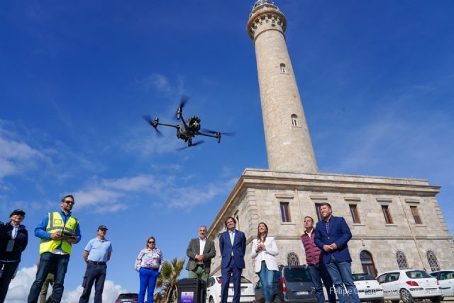 Un dron vigilará la reserva marina de Cabo de Palos para evitar la pesca ilegal