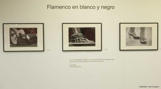 El Museo Arqueológico se traslada al corazón de la mujer flamenca
