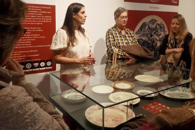 La exposición Loza de Cartagena se extiende más allá de Año Nuevo en el Museo Arqueológico