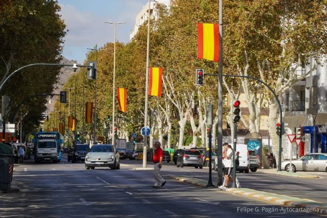 La bandera de España volverá a protagonizar en Cartagena la conmemoración de la Fiesta Nacional