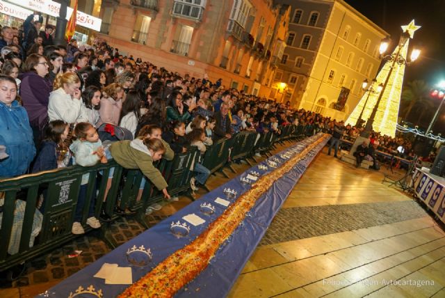 Cartagena se comerá este jueves 200 metros de roscón