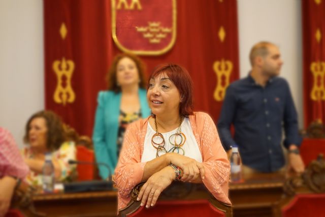 Mercedes Graña anuncia que MC velará por garantizar los itinerarios peatonales en la nueva ordenanza de vía pública