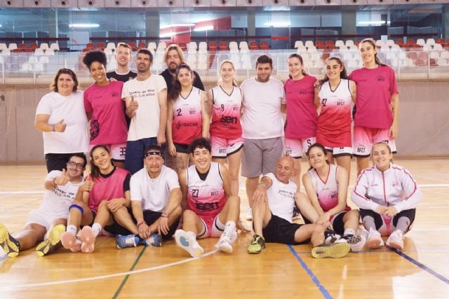 El Palacio de Deportes acoge una jornada de baloncesto inclusivo entre el ODILO FC.Cartagena CB Femenino y PROLAM-ASTUS