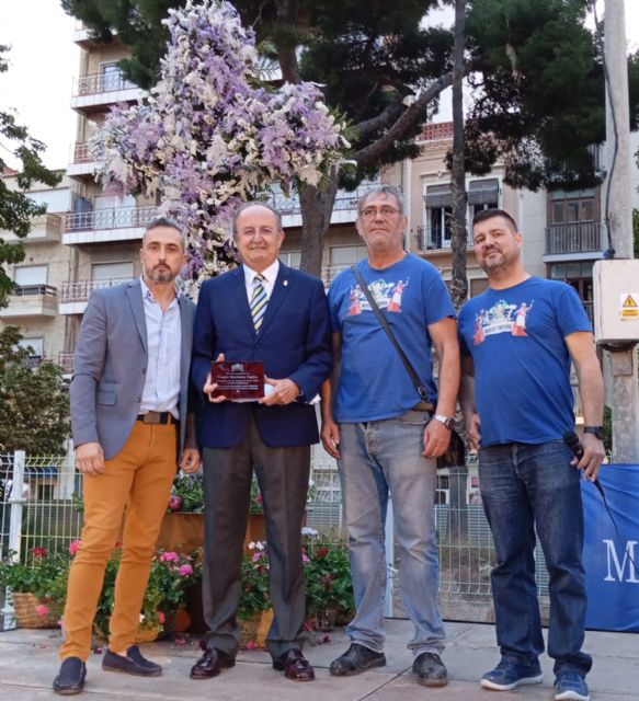 Comienza la Cruz de Mayo de Marte y Minerva con el pregón de Tomás Martínez Pagán