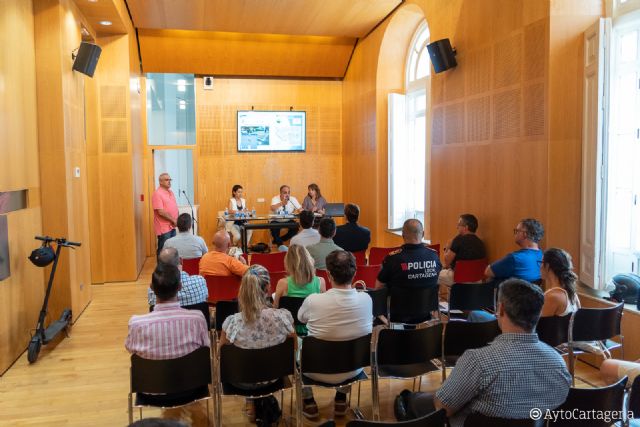 La Mesa de la Movilidad expone a los colectivos las líneas maestras de la ordenanza de Zona de Bajas Emisiones de Cartagena