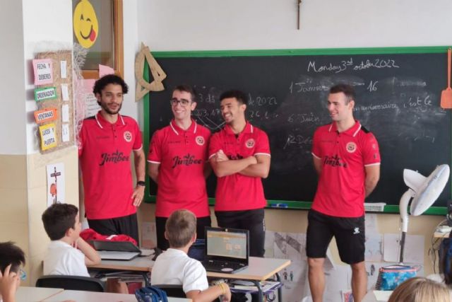 Programa ADE y Jimbee CT acercan el fútbol sala a las aulas Colegio San Vicente Paul