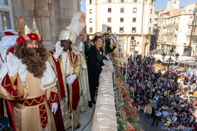 Los Reyes Magos de Oriente garantizan a los niños de Cartagena que sus regalos llegarán esta noche