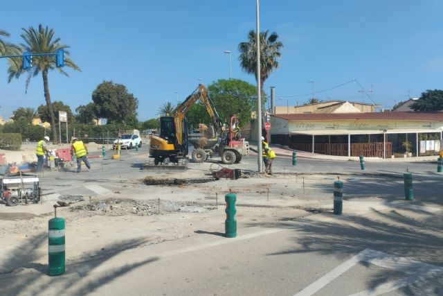 Comienza la obra de una rotonda para mejorar el acceso a Cabo de Palos