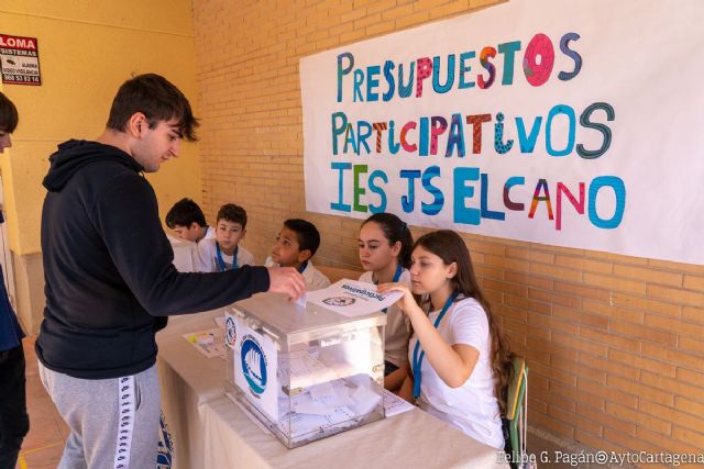 Colegios e institutos de Cartagena votan el destino de más de 200.000 euros en los Presupuestos Participativos