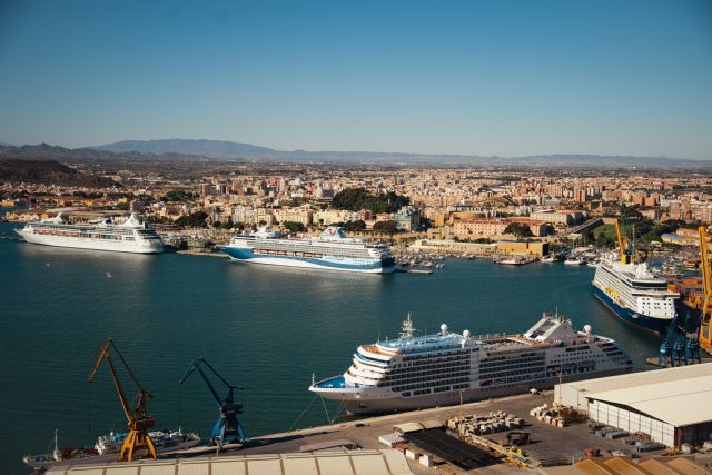 El Puerto de Cartagena da a conocer a las navieras su proyecto OPS de electrificación de muelles en la feria de cruceros Seatrade Europe 2023