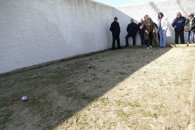 Comienza el XIV Campeonato de Petanca organizado por el Club de Mayores de Vista Alegre y la Concejalía de Servicios Sociales