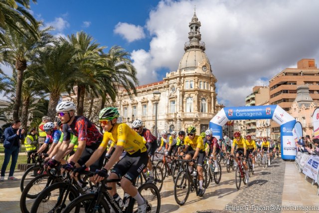 La vuelta ciclista al Guadalentín da el pistoletazo de salida en Cartagena y este sábado celebra etapa en La Palma