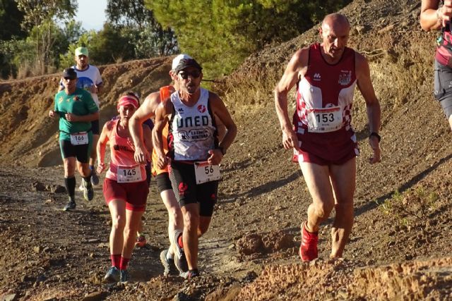 Llano del Beal se llena de corredores con el cross minero