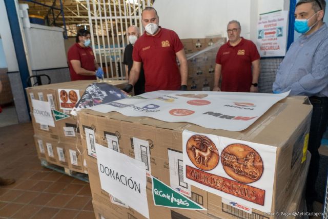 Carthagineses y Romanos dona 6.600 euros de su carrera Arx Asdrúbalis en alimentos al operativo de emergencia