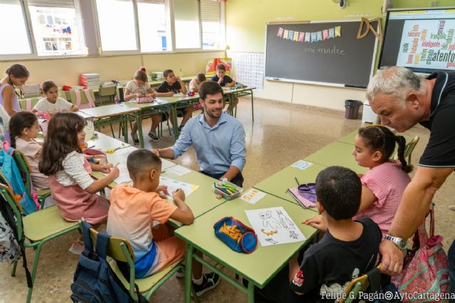 Más de 20.000 alumnos inician la vuelta al cole en Cartagena