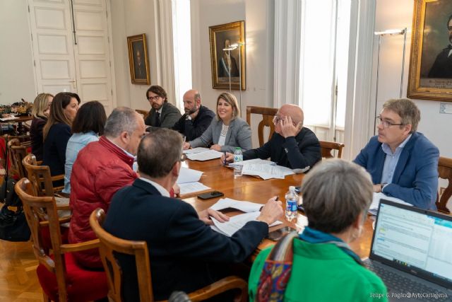 La Comunidad Autónoma trasfiere al Ayuntamiento de Cartagena 1,2 millones de euros para atención a personas dependientes y salud mental