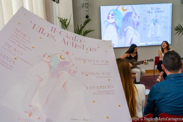 Una gala solidaria potencia el talento artístico de mujeres de Cartagena