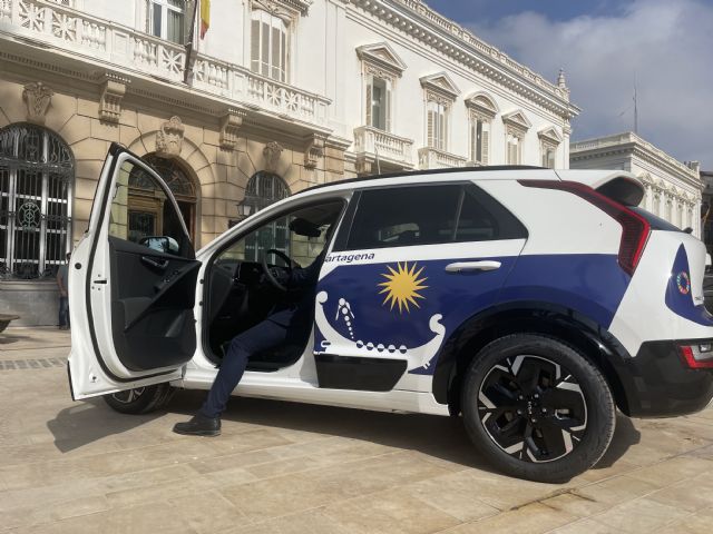 Dos vehículos eléctricos se suman al parque móvil de la Autoridad Portuaria