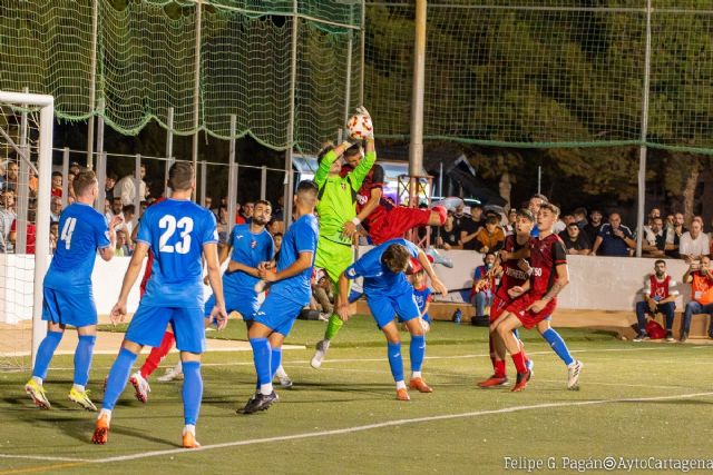 El San Juan Bosco de Los Dolores vive una noche histórica de fútbol con la Copa del Rey