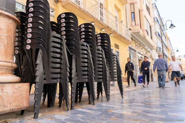 Ayuntamiento, HOSTECAR y Cofradías establecen un sistema de compensación por las terrazas ubicadas en el recorrido de procesiones