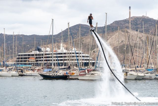 La francesa Océane Corbet y el holandés Armando Doornink, campeones de Europa de flysky en Cartagena