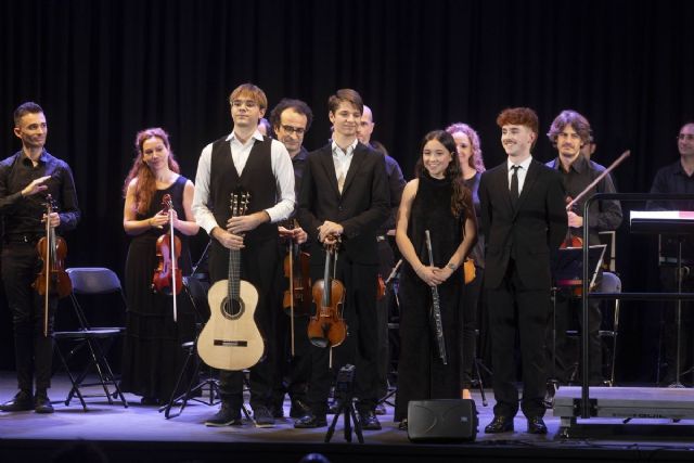 Los conciertos promocionales de Entre Cuerdas y Metales cierran el ciclo con un recital en El Luzzy