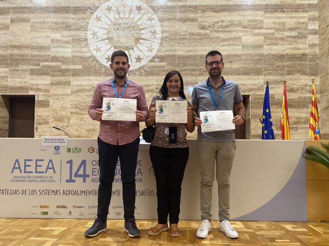 Premiados tres jóvenes investigadores de la UPCT en un Congreso de Economía Agroalimentaria