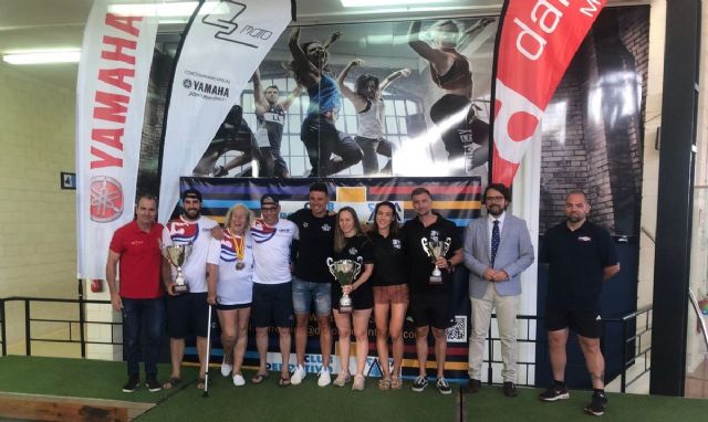 El Club Deportivo Santa Ana se proclama campeón absoluto del Regional Máster de natación