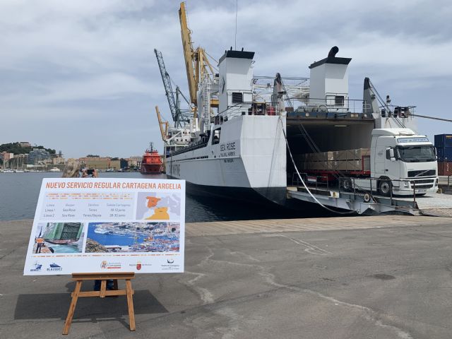 El Puerto de Cartagena abre una nueva línea con el norte de África