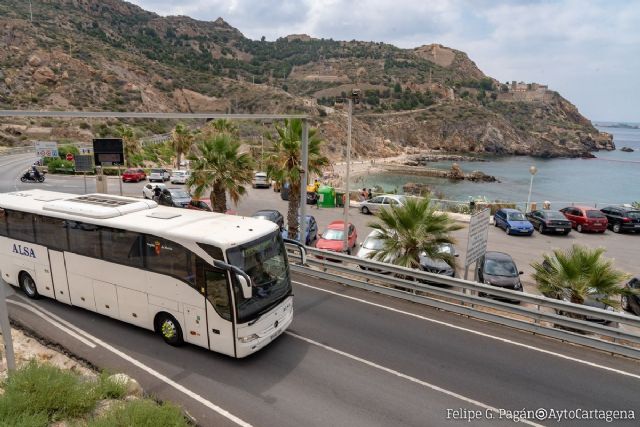 El Bus Playa a Cala Cortina y El Portús entra en servicio este verano en Cartagena