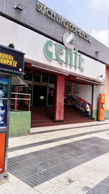 El Partido Cantonal denuncia el abandono del Centro Comercial Cenit por parte del Ayuntamiento