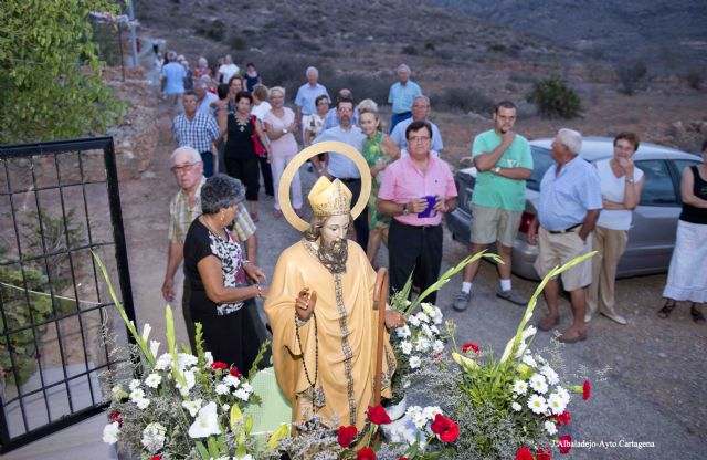 Fiestas en La Torre de Nicolás Pérez del 16 al 18 de agosto con coches clásicos y lanzamiento de almendras al capazo