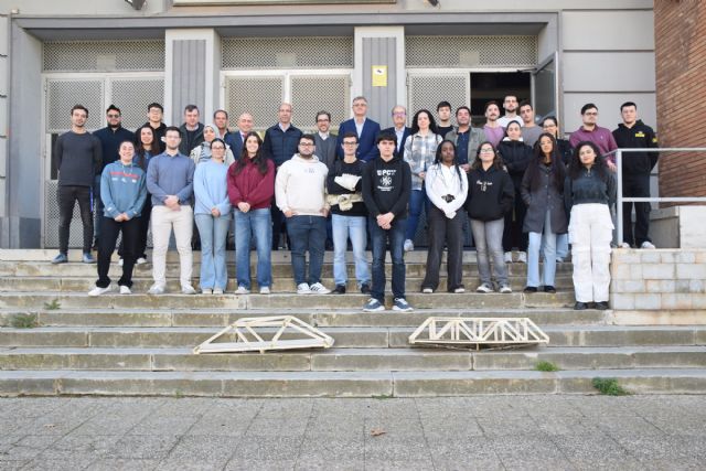 Los vigentes campeones representarán a la UPCT en el II Concurso Nacional de Puentes