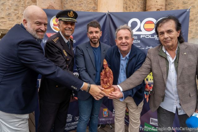 La Carrera Cuatro Santos llena con mil corredores y marchadores el casco histórico de Cartagena el domingo 24 de noviembre