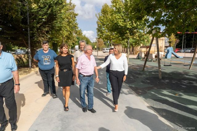 El Ayuntamiento completará en 2023 la renovación de los 2 kilómetros de la Vía Verde a su paso por el Barrio Peral