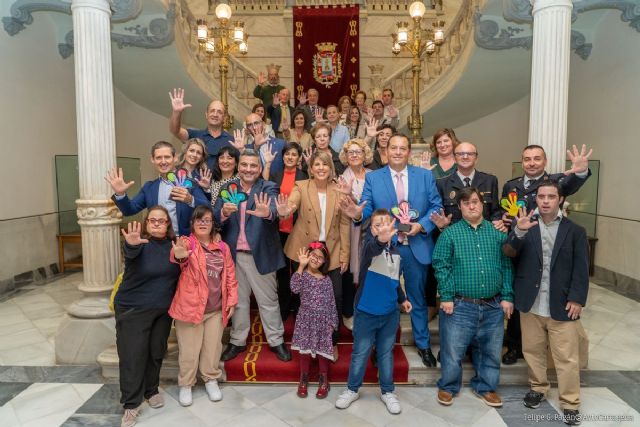 El colegio Azorín de Cartagena y Alsa, entre los galardonados en los Premios Amigo Solidario de Asido