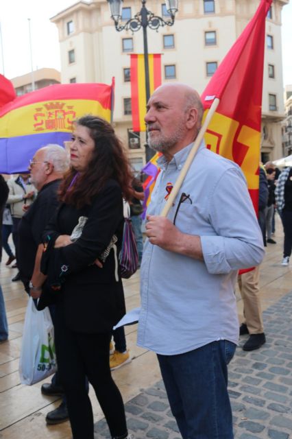 Victoria Rodríguez, candidata de IU Cartagena al ayuntamiento de Cartagena, participa en los actos republicanos del 14 de abril