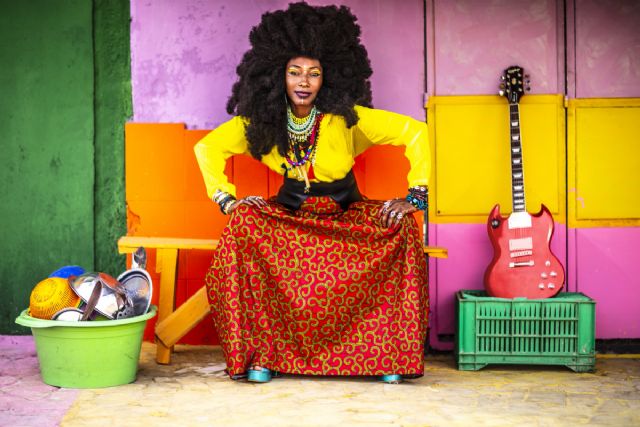 La Mar de Músicas acoge el estreno en España del disco de Fatoumata Diawara, producido por Damon Albarn