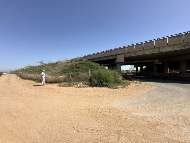 MC demanda la construcción de una conexión de la autovía A-30 con la carretera de La Aparecida  La Asomada