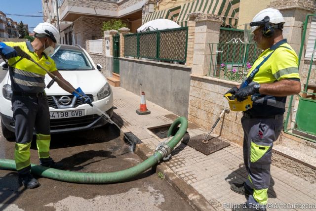 El ayuntamiento planifica la limpieza de 8.315 imbornales frente a posibles episodios de lluvia este mes de septiembre