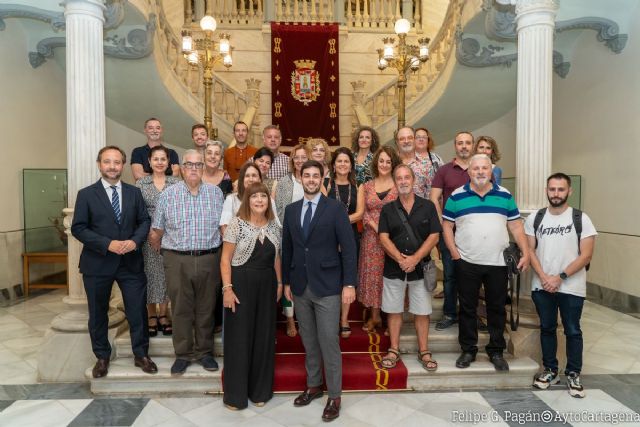 Manuel Jabois, Ángeles Caso, Javier Moro, Almudena Cid, Emilia Landaluce y Rosa Belmonte, en la Feria del Libro de Cartagena