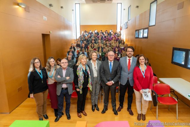 Personas en búsqueda de empleo participan esta semana en encuentros con empresas que necesitan personal en Cartagena