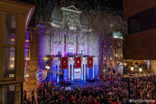 El Carnaval de Cartagena arranca este viernes con el pregón de Eduardo Navarrete