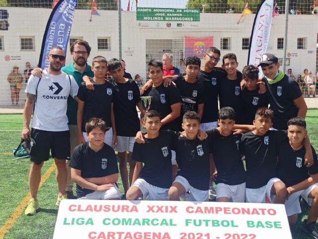 Los ganadores de la XXIX Liga Comarcal de Fútbol Base ya tienen sus trofeos