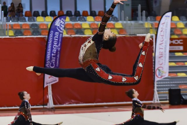 La Escuela Municipal de Gimnasia Rítmica Deportiva dice adiós a la temporada 2021-22