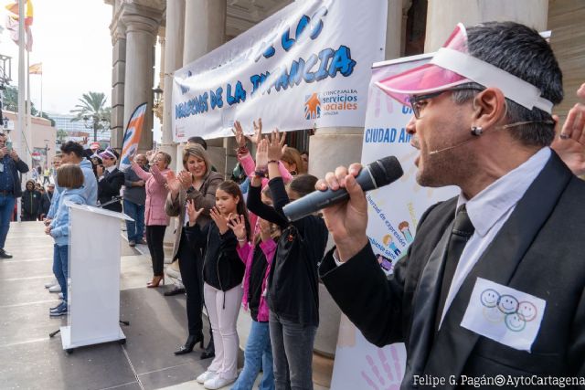 El Ayuntamiento pondrá en marcha antes de final de año una Unidad de Infancia y Adolescencia para mejorar el bienestar social de los menores de 18 años de Cartagena