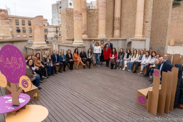 Cartagena impulsa el emprendimiento femenino con el programa ´Emprendedoras10´