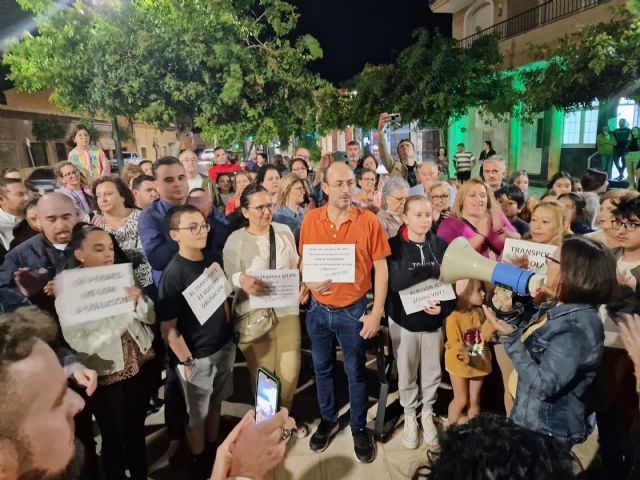 Sí Cartagena apoya las protestas de los padres y madres del Albujón por la falta de transporte escolar