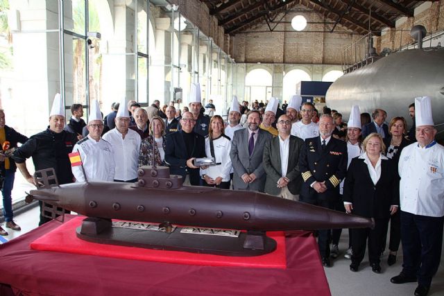 El submarino Isaac Peral se convierte en chocolate