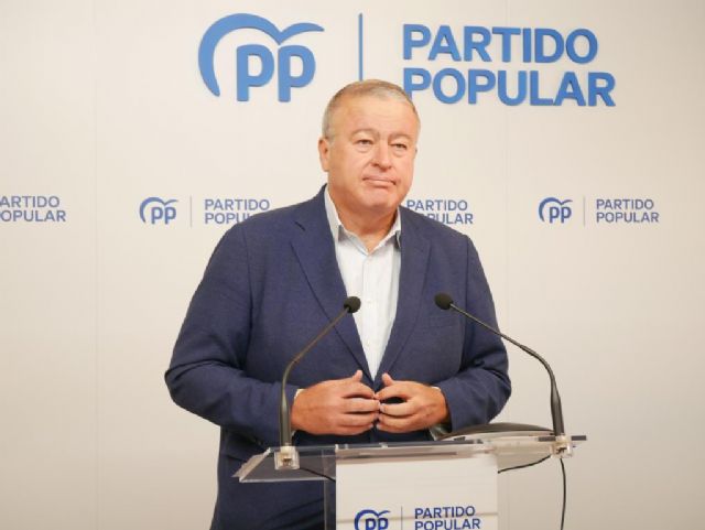 Bernabé: 'Todos los proyectos para la llegada del AVE a Cartagena están paralizados y muchos de ellos ni siquiera están redactados'